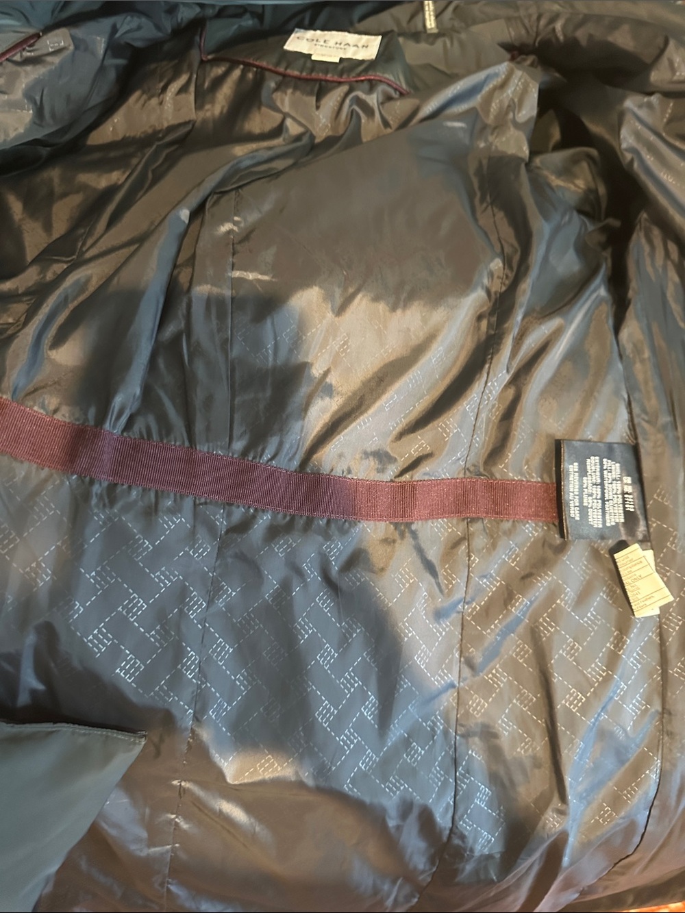 Like New! Cole Haan Signature Long Puffer Coat Hood - Gray-Green Sz Medium - Picture 10 of 10